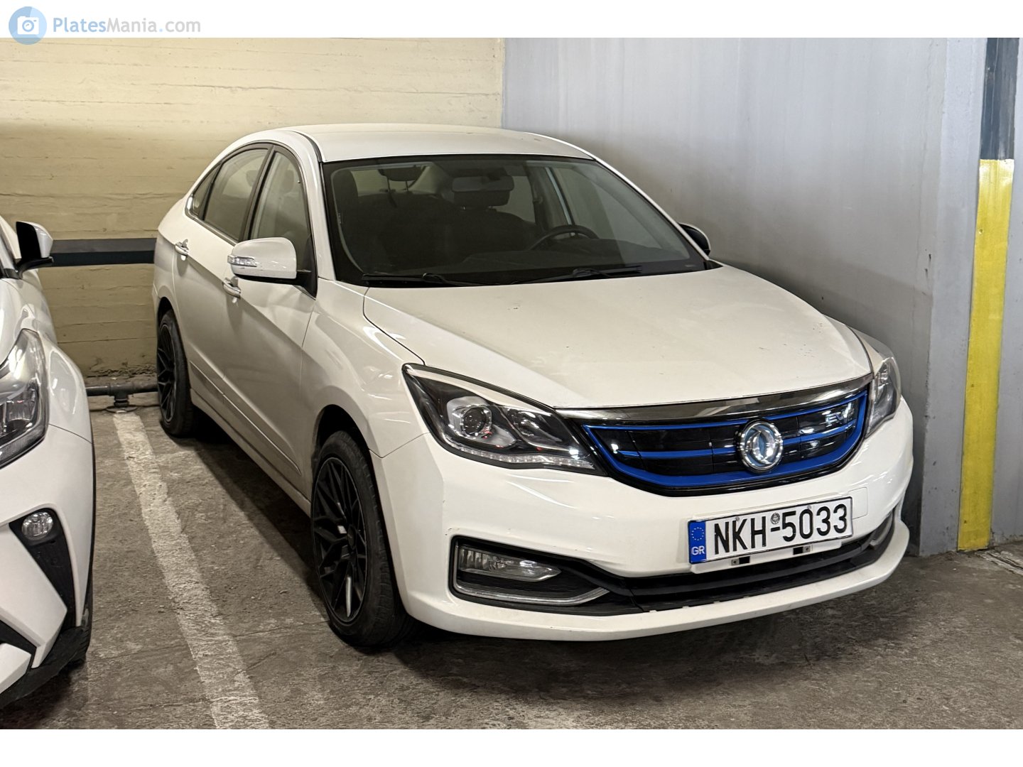 NKH-5033, DongFeng Fengshen E70 