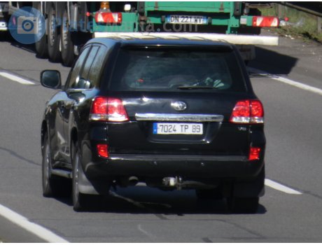 7024 TP 89, Toyota Land Cruiser