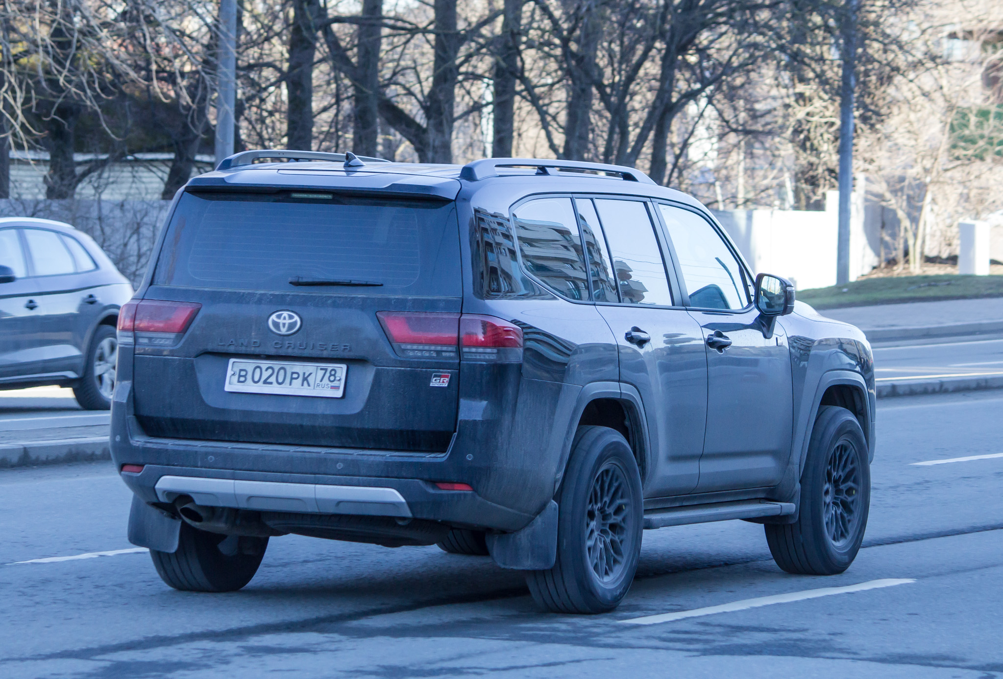 в 020 рк 78, Toyota Land Cruiser 300 (J300), 2021–