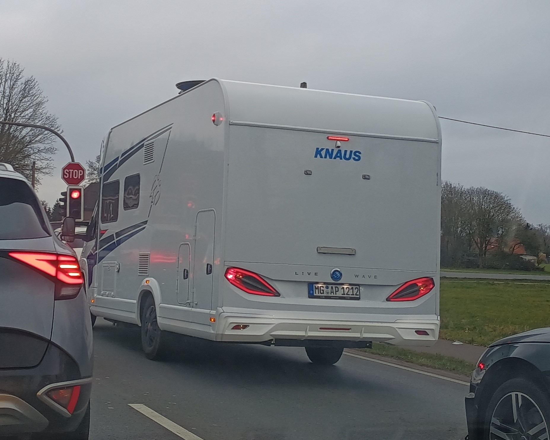 MG AP 1212, Knaus Blue Line 