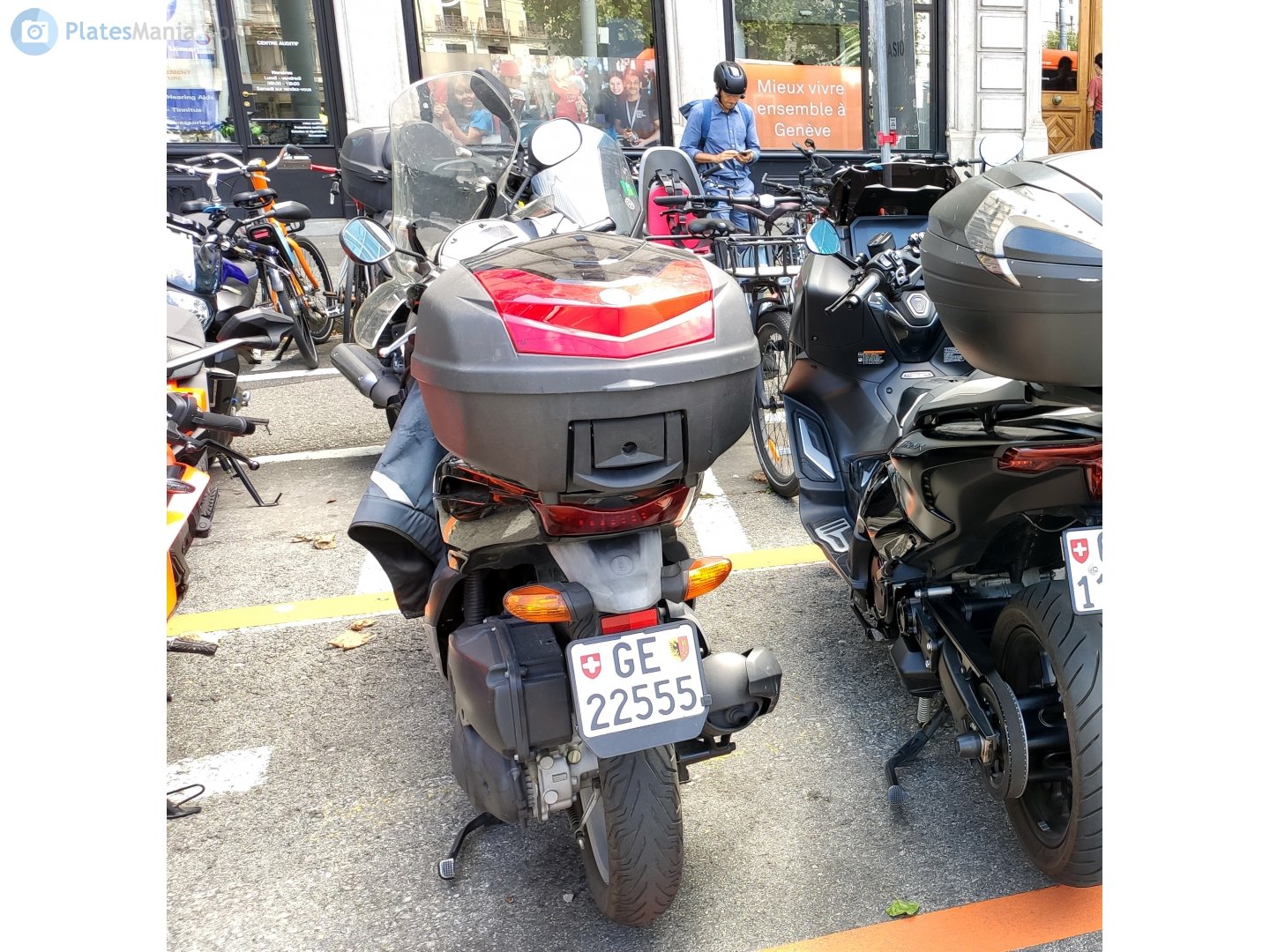 GE 22555, Yamaha Xenter 