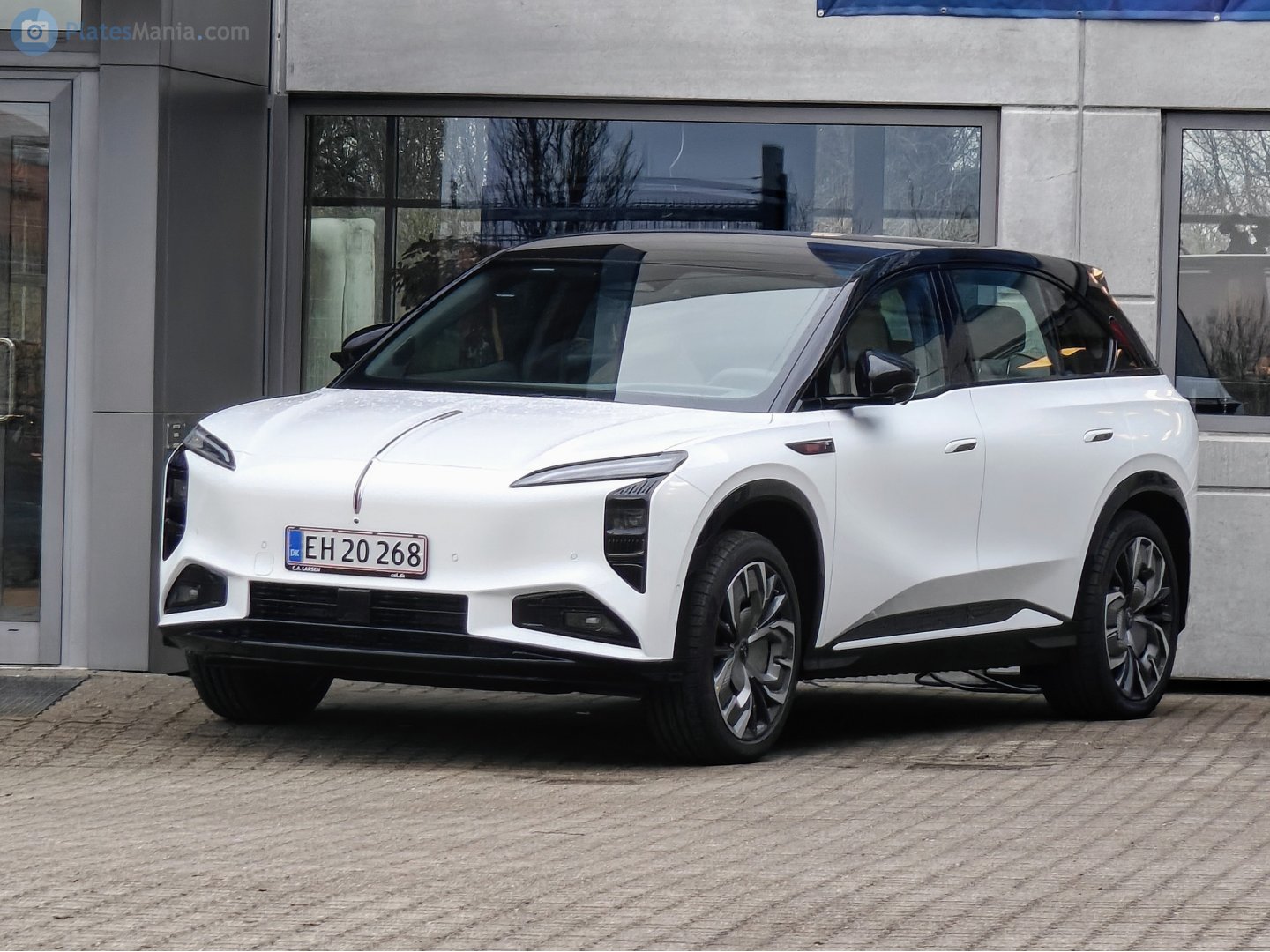 EH 20268, Hongqi EHS7 