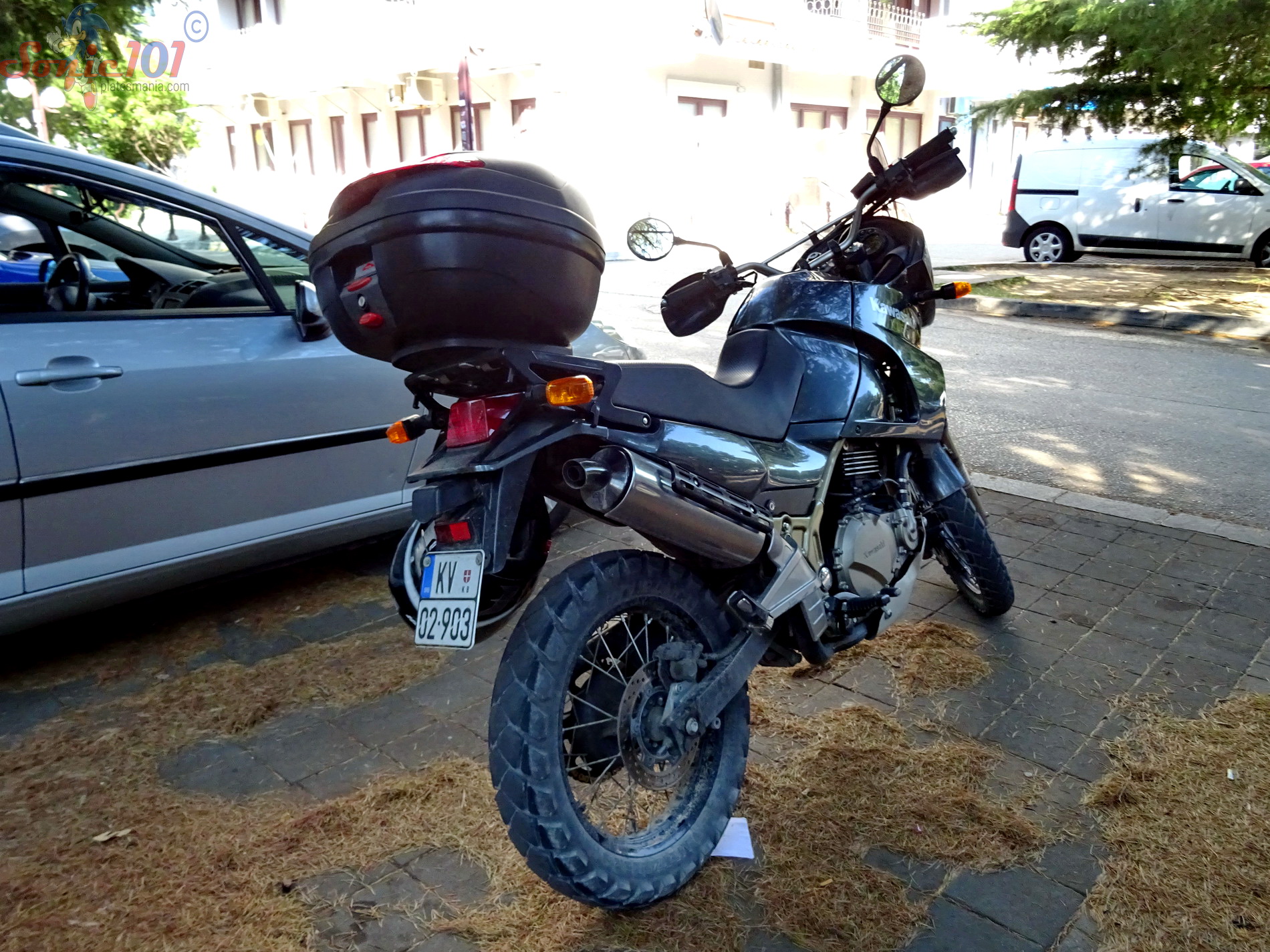 KV 02-903, Kawasaki KLE500 