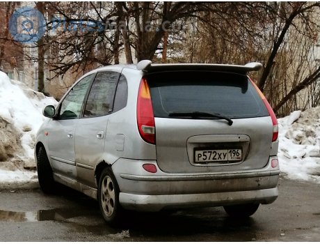 р572ху196, Nissan Tino