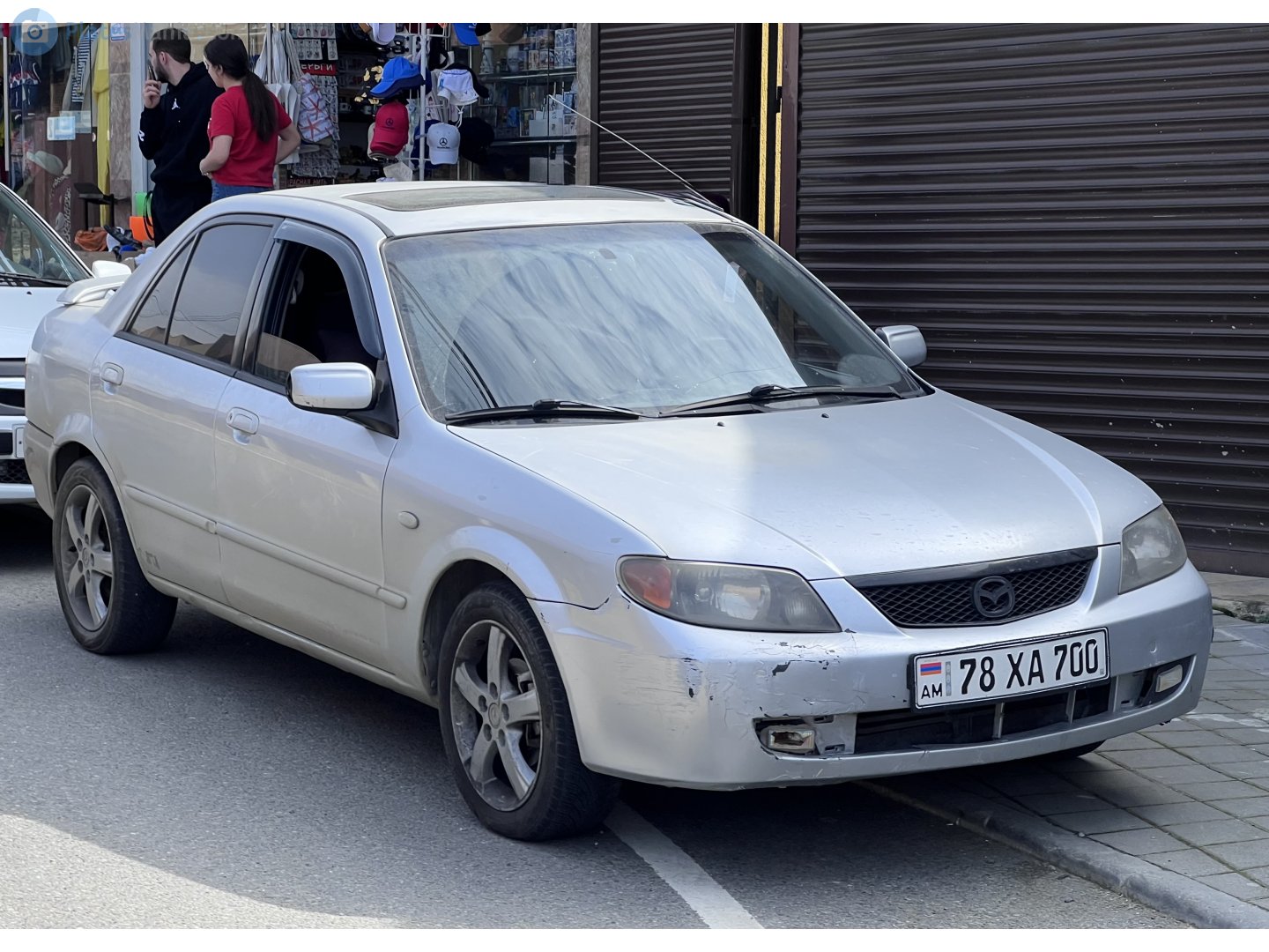 78 XA 700, Mazda Protegé 3rd gen Sedan (BJ; NA-market), 1998–2000