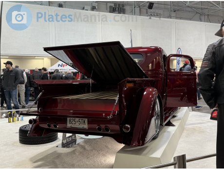 825-5TK, Chevrolet Pickup Truck