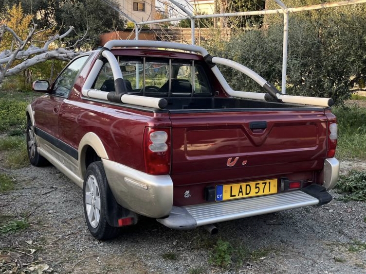 LAD 571, Proton Jumbuck 1st gen (C90; UK-, TW- and AU-market), 2002–2010