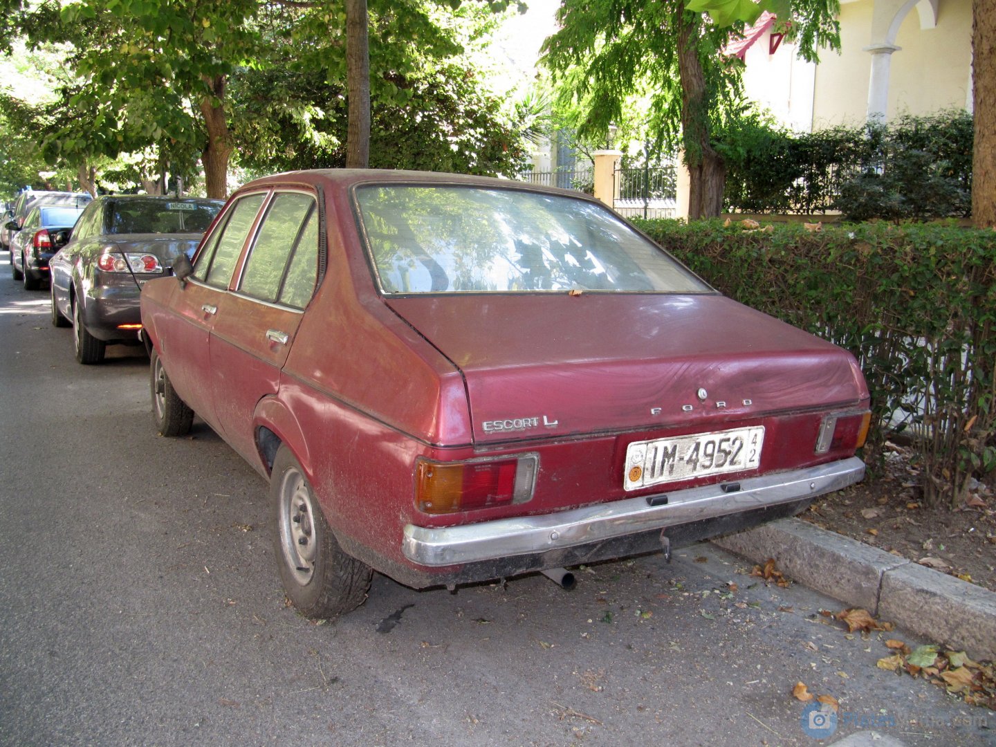 IM-4952, Ford Escort 2nd gen 4-door Sedan (AFR), 1974–1980