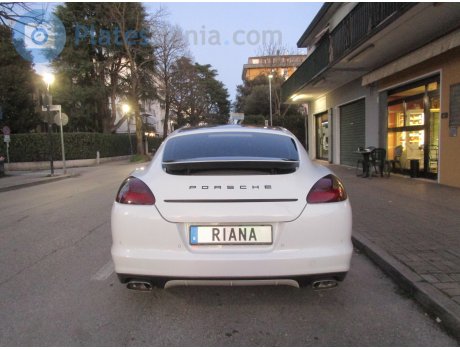 RIANA, Porsche Panamera