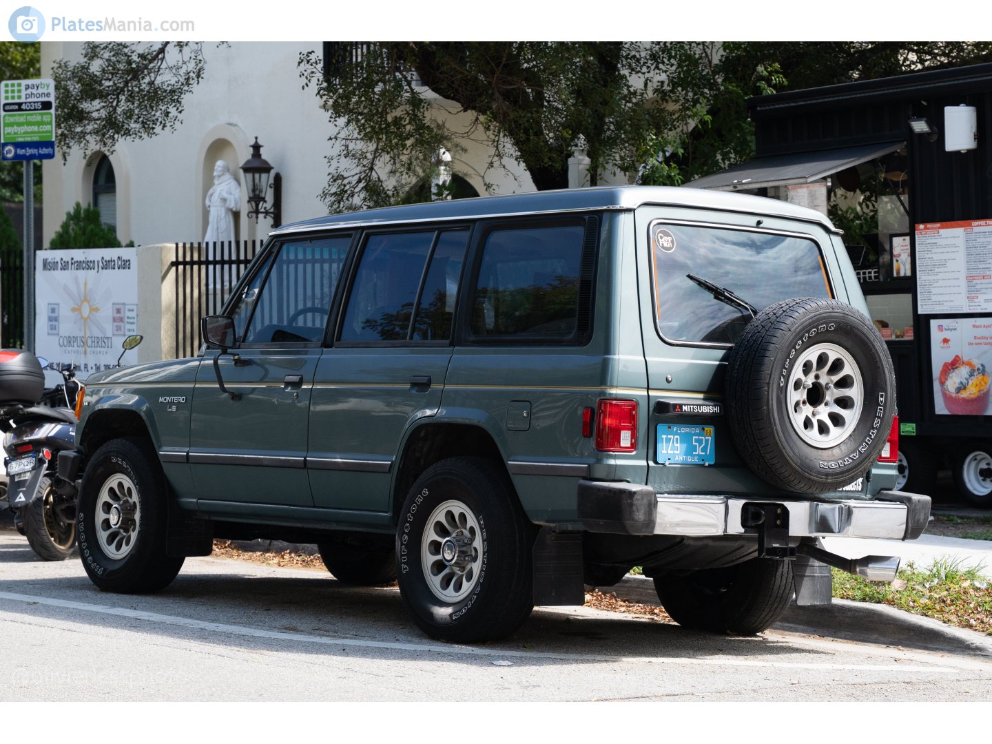 IZ9 527, Mitsubishi Montero 1st gen 5-door SUV (L040/N*), 1982–1991
