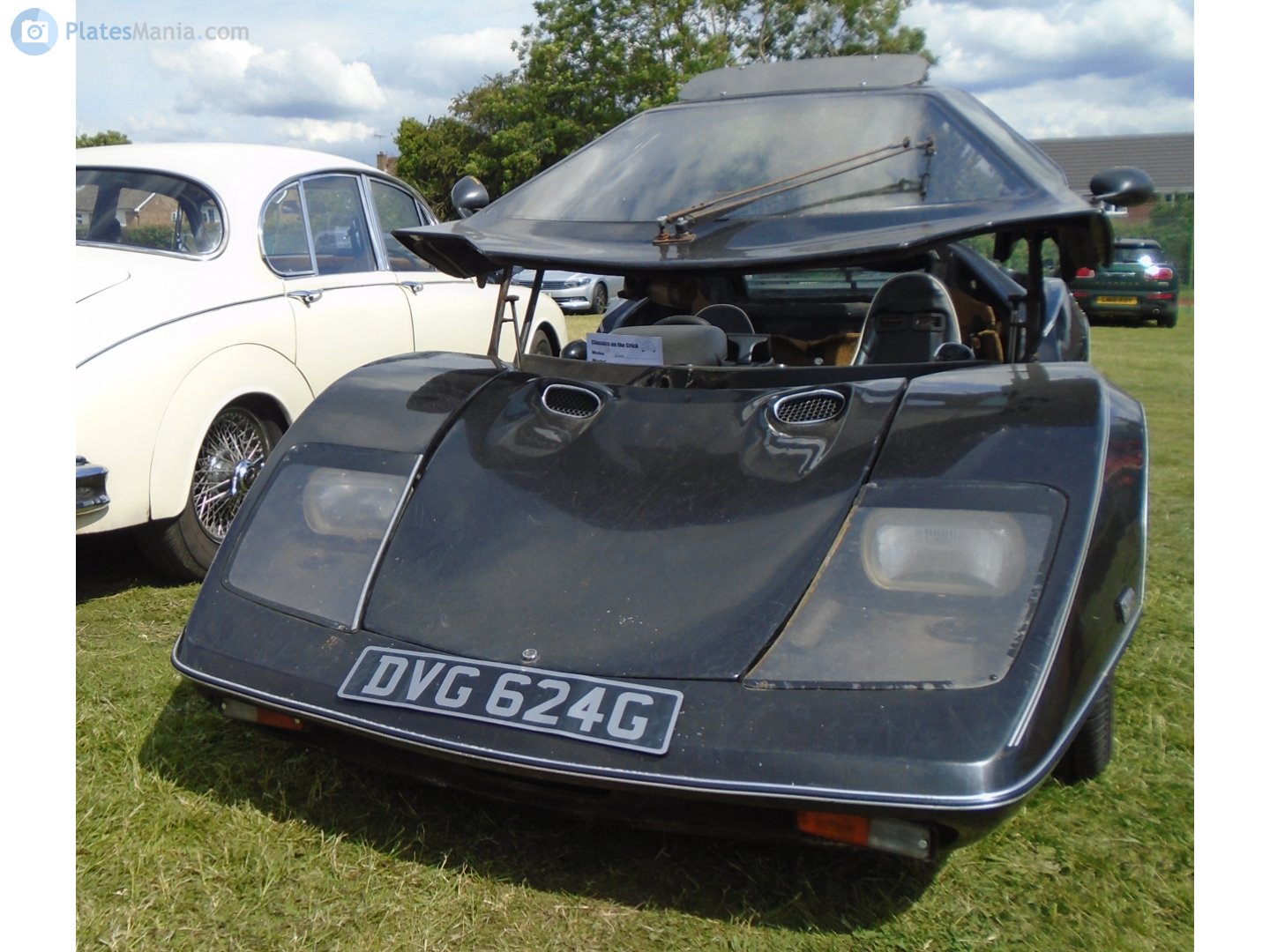 DVG624G, Nova Cars (Sterling) 