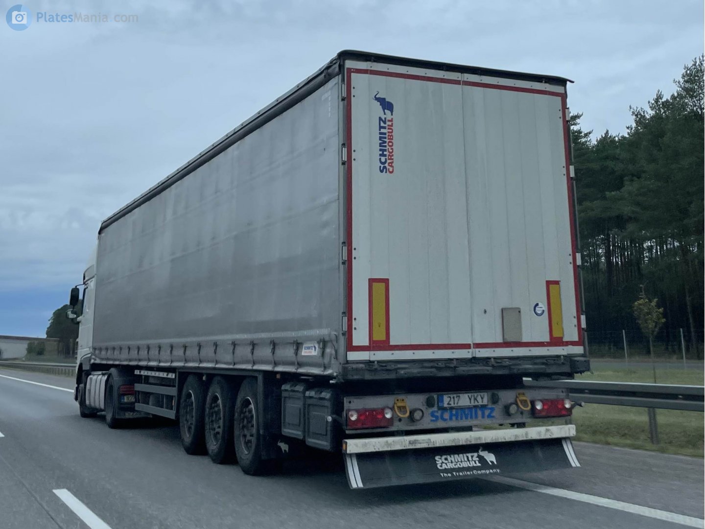 217 YKY, Schmitz SCS 