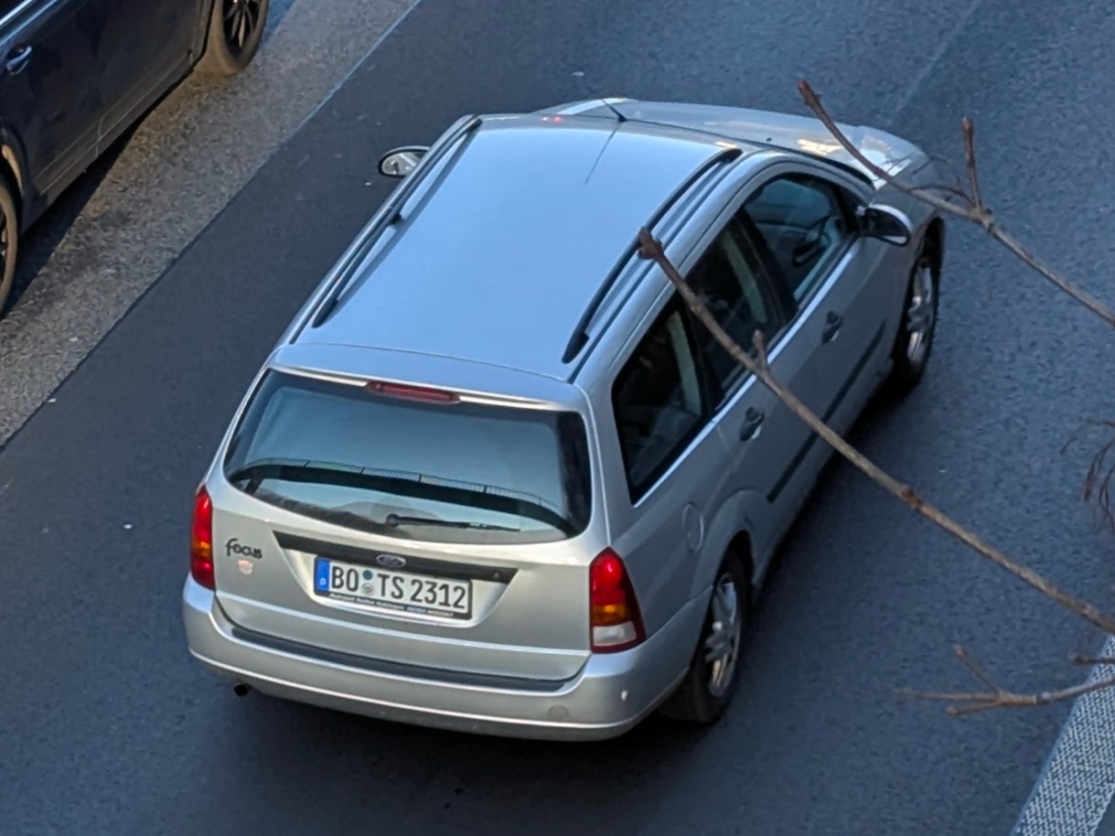 BO TS 2312, Ford Focus 1st gen Turnier Wagon (DNW; C170), 1998–2005