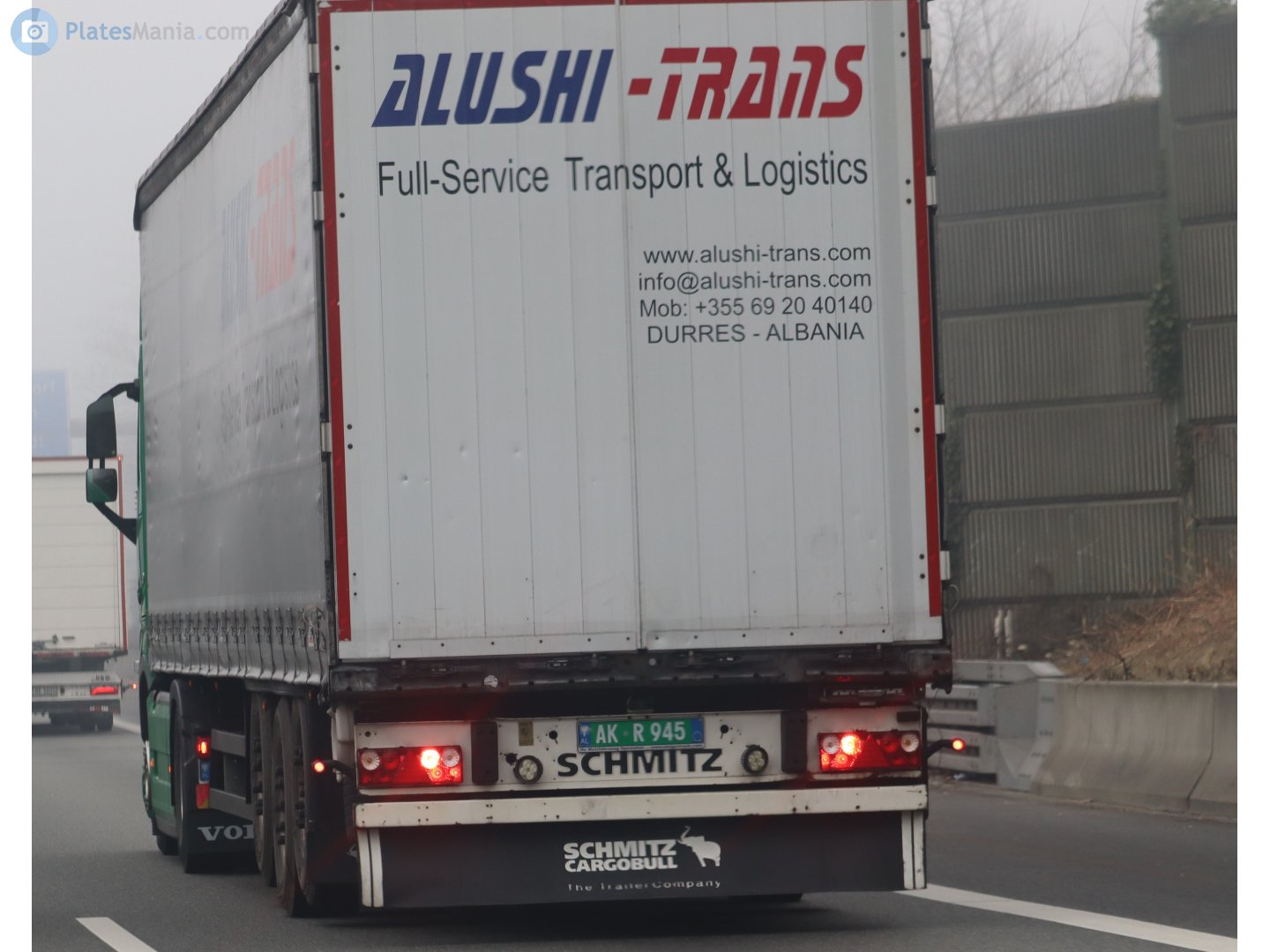 AK R 945, Schmitz SCS 