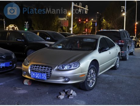辽M·Q0135, Chrysler LHS