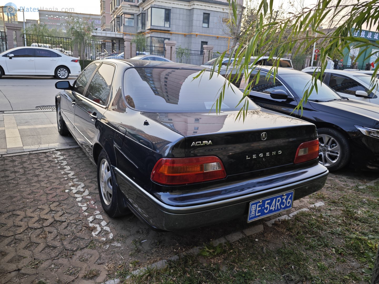 黑E·54R36, Acura Legend 2nd gen Sedan (KA7), 1990–1995