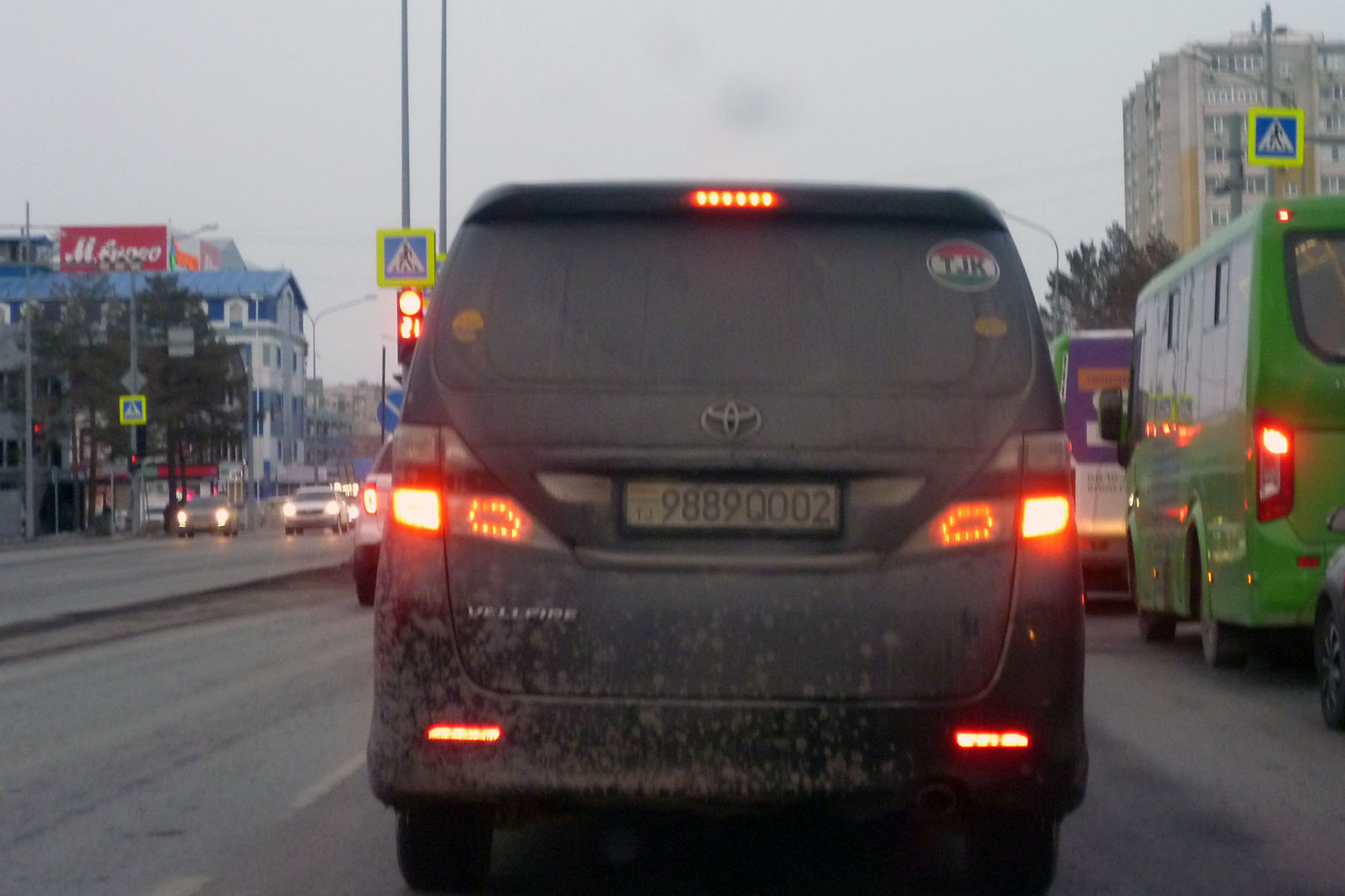 9889QO02, Toyota Vellfire 1st gen (AH20), 2008–2015