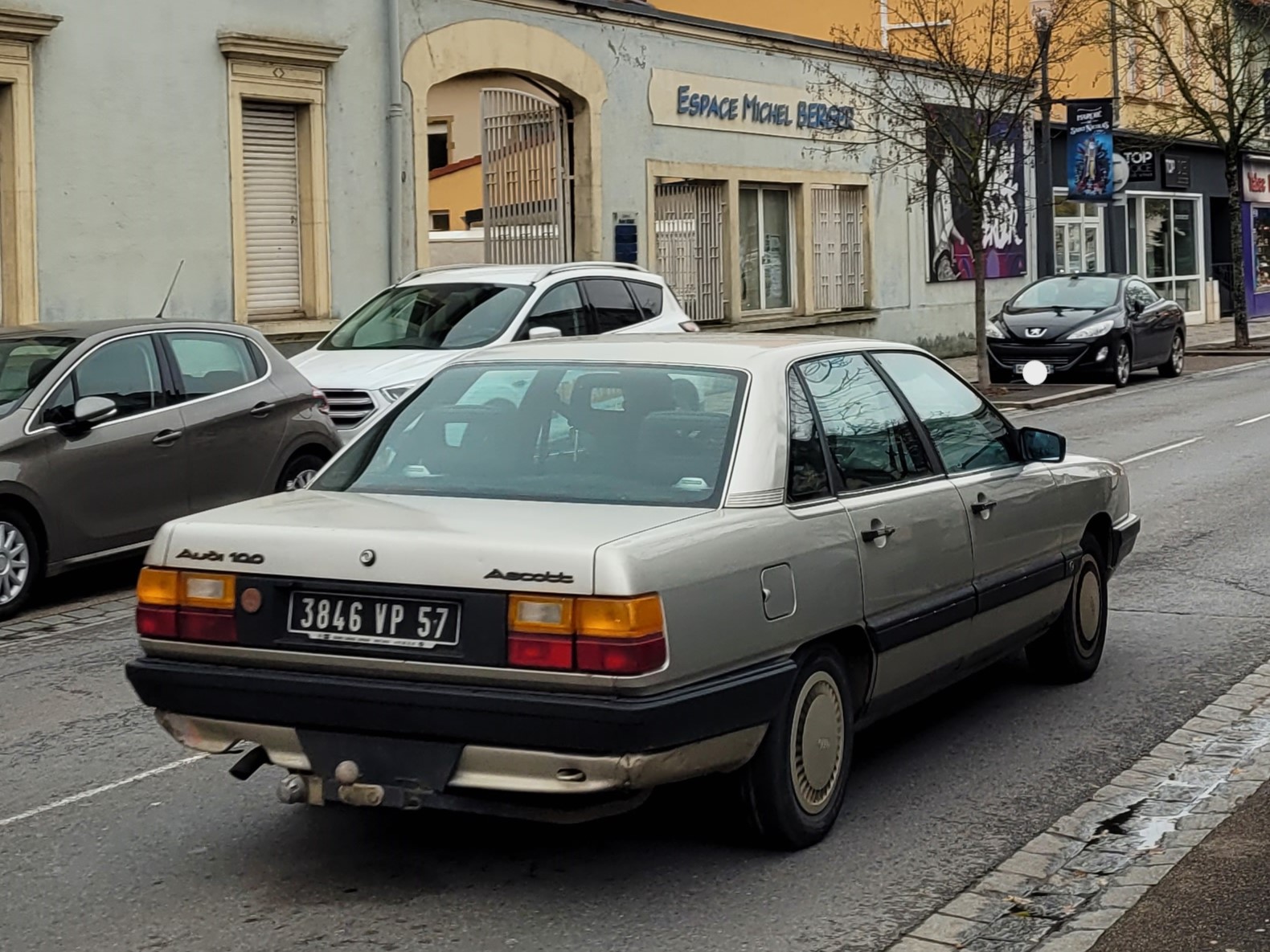 3846 VP 57, Audi 100 3rd gen Sedan (C3/44), 1982–1991