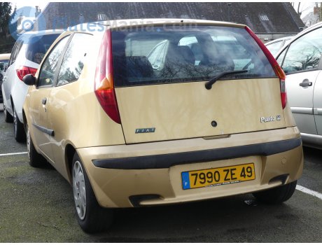7990 ZE 49, FIAT Punto