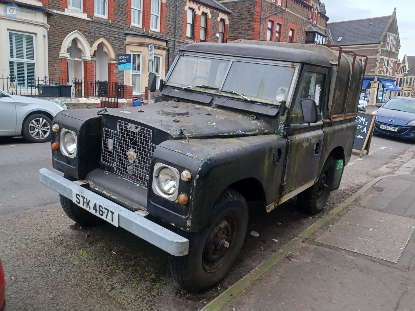 STK467T, Land Rover Series III 88'' 3-door SUV, 1971–1985