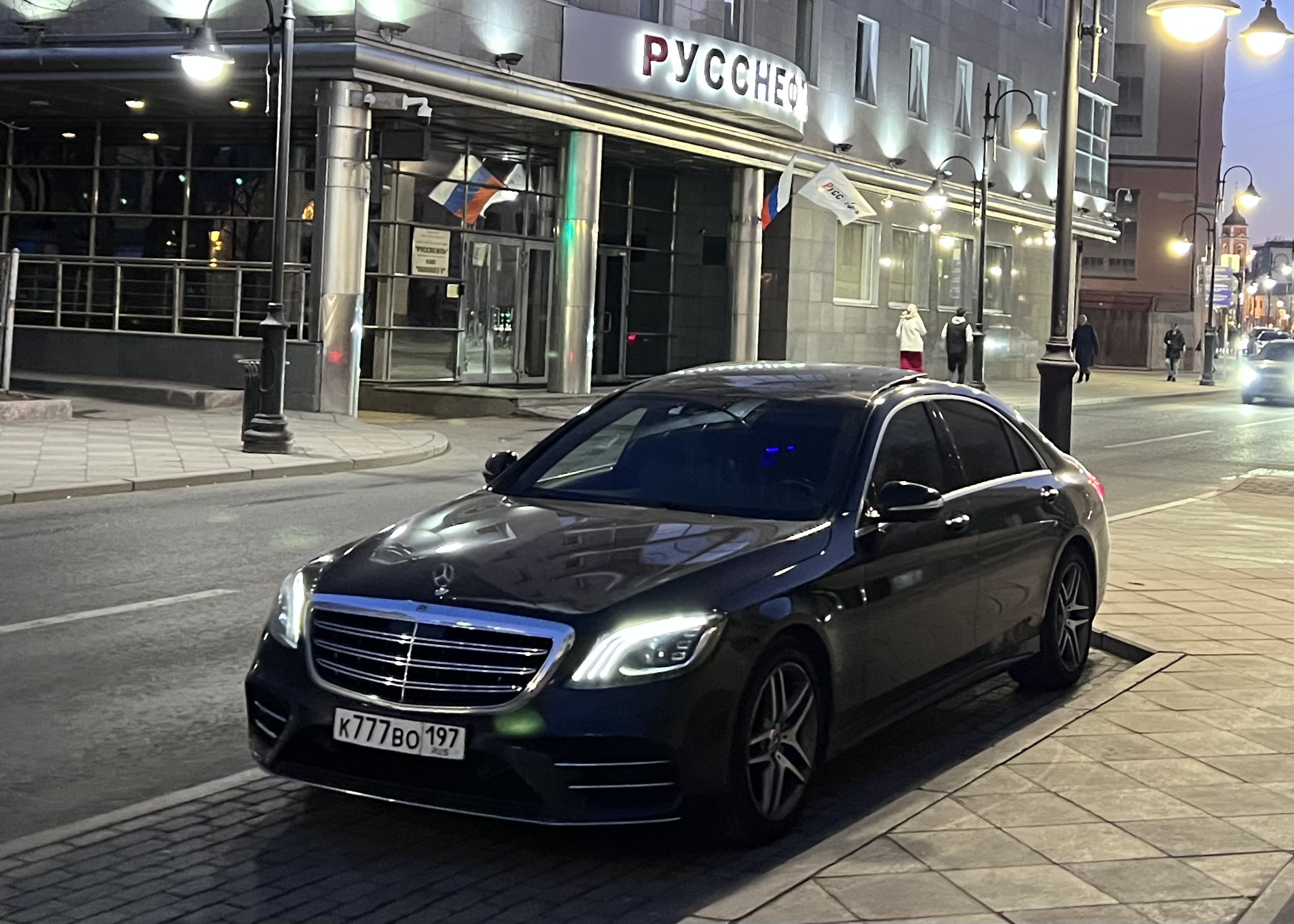 к 777 во 197, Mercedes-Benz S-Klasse Maybach, 8th gen Sedan (X222), 2015–2020