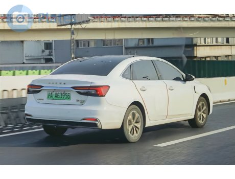 沪A·A63956, Roewe i6