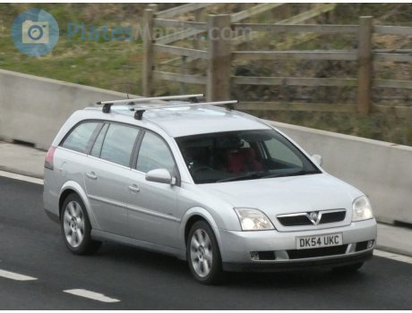 DK54 UKC, Vauxhall Vectra