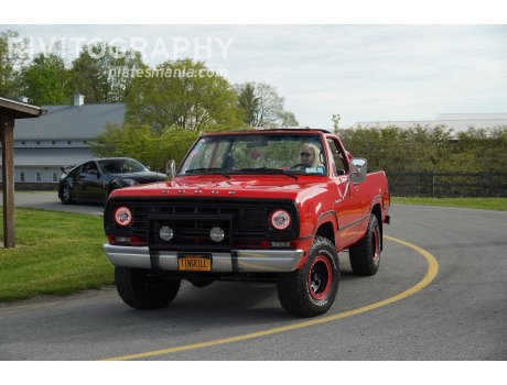 TINGRILL, Dodge Ramcharger