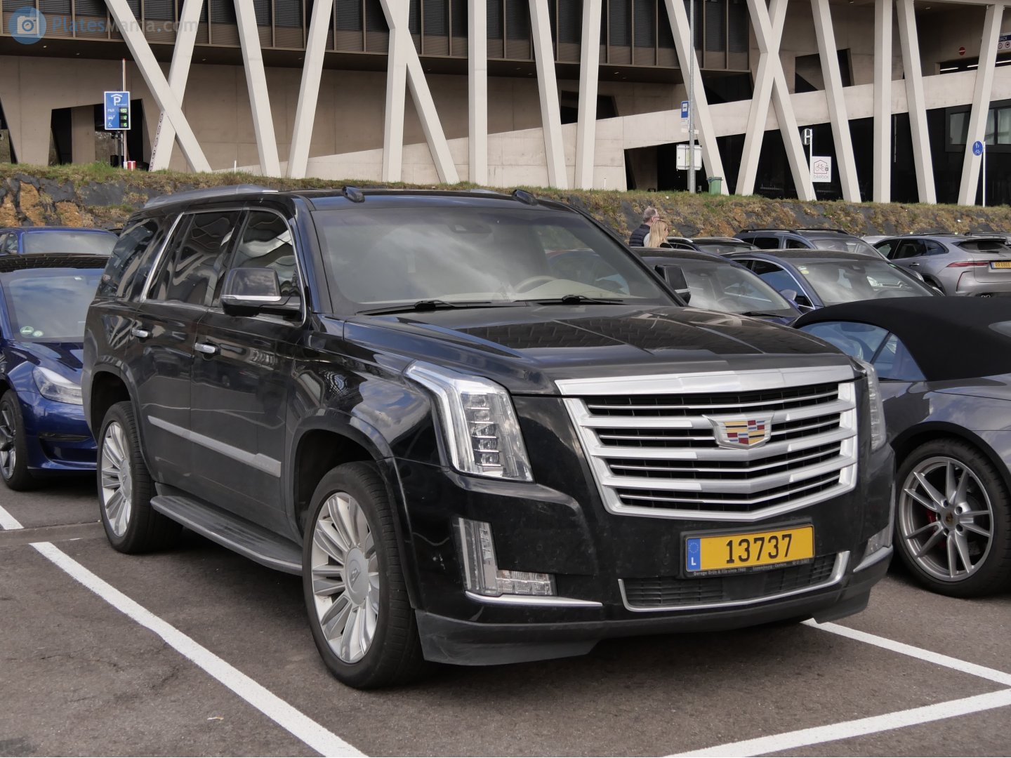 13737, Cadillac Escalade 4th gen (GMTK2XL), 2014–2020