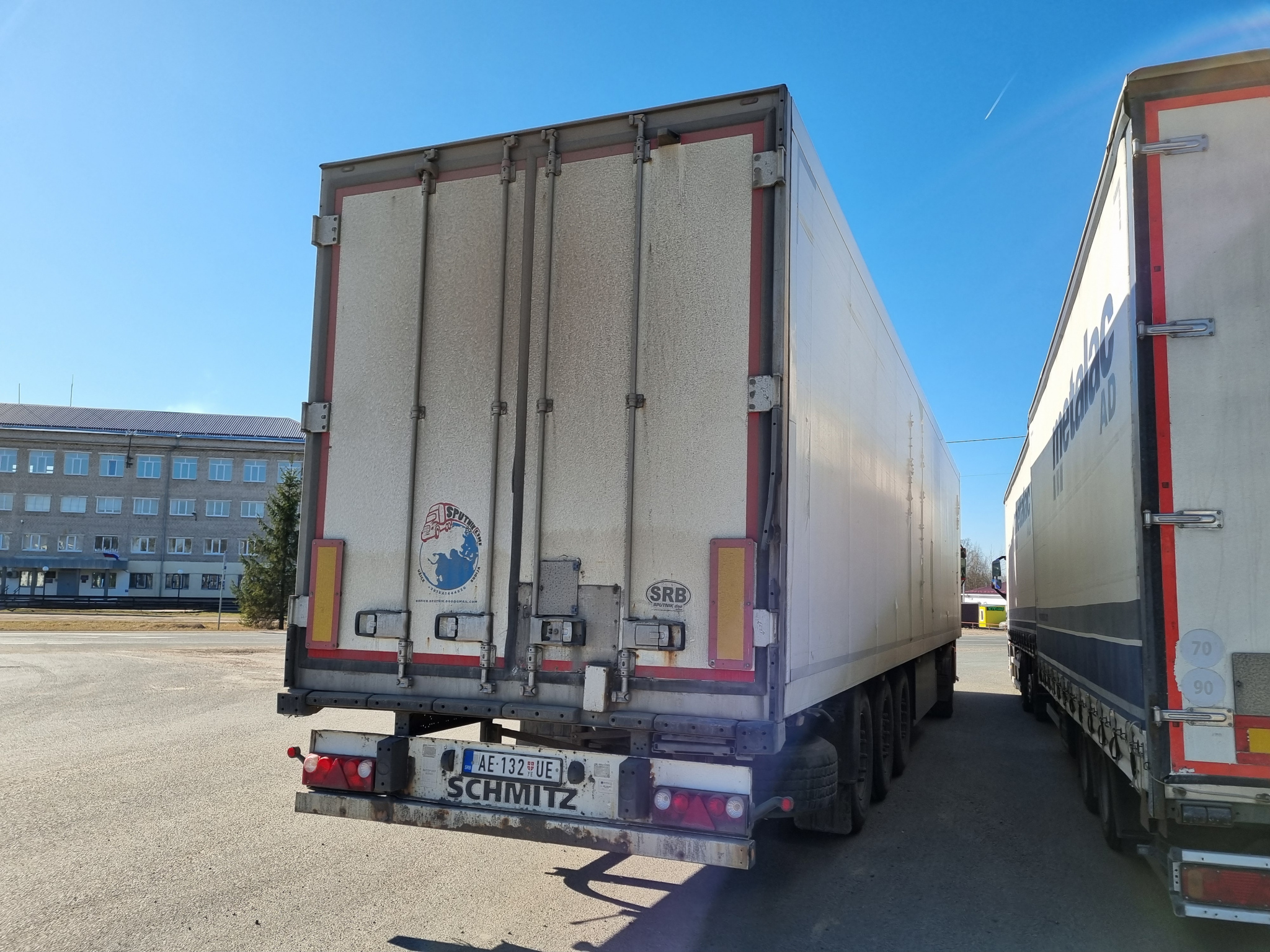 AE-132 UE, Schmitz SKO 