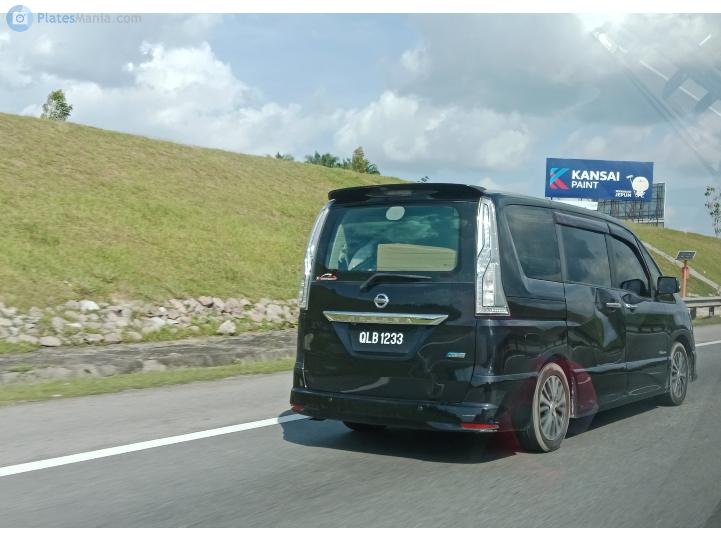 QLB 1233, Nissan Serena 4th gen (C26), 2010–2016