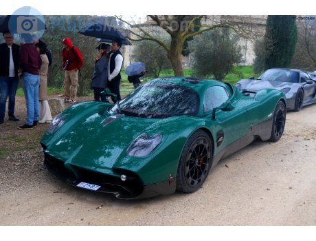 2587, Pagani Utopia