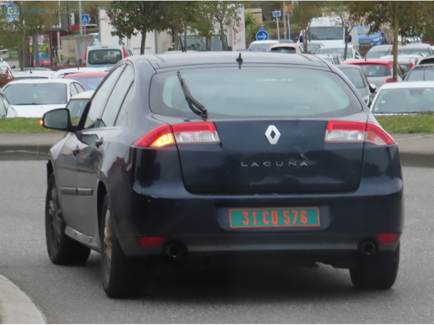 31 CD 576, Renault Laguna 3rd gen Liftback (X91), 2007–2015