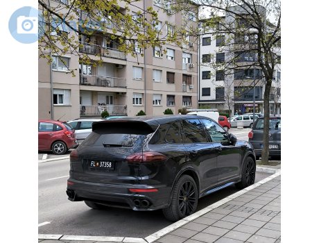 FL 37358, Porsche Cayenne