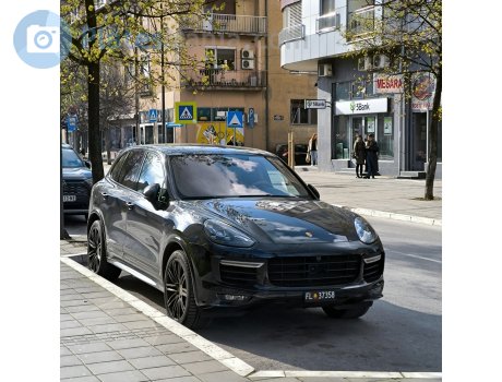 FL 37358, Porsche Cayenne