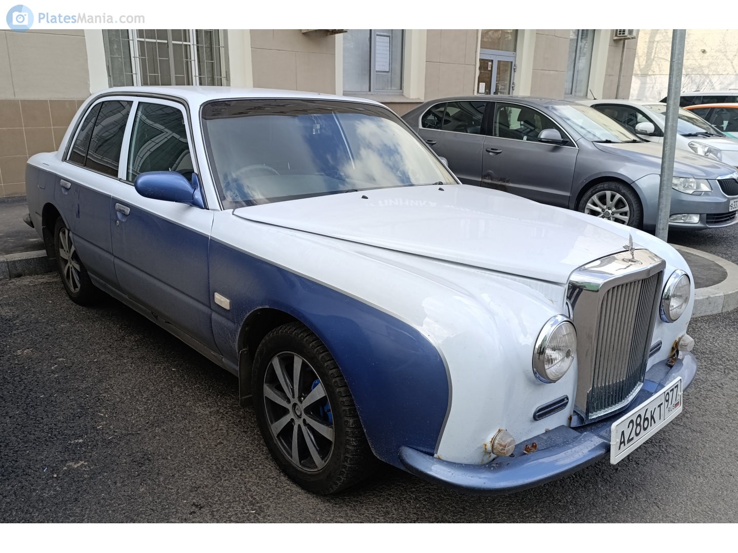 а 286 кт 977, Mitsuoka Galue 1st gen (K30), 1996–2001 (based on Nissan Crew)