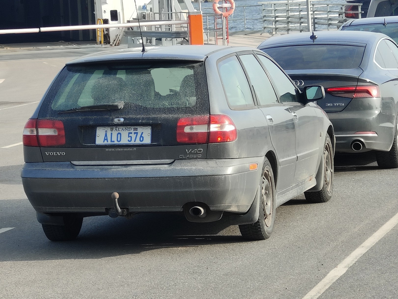 ÅLO 576, Volvo V40 1st gen (645), 1995–2004