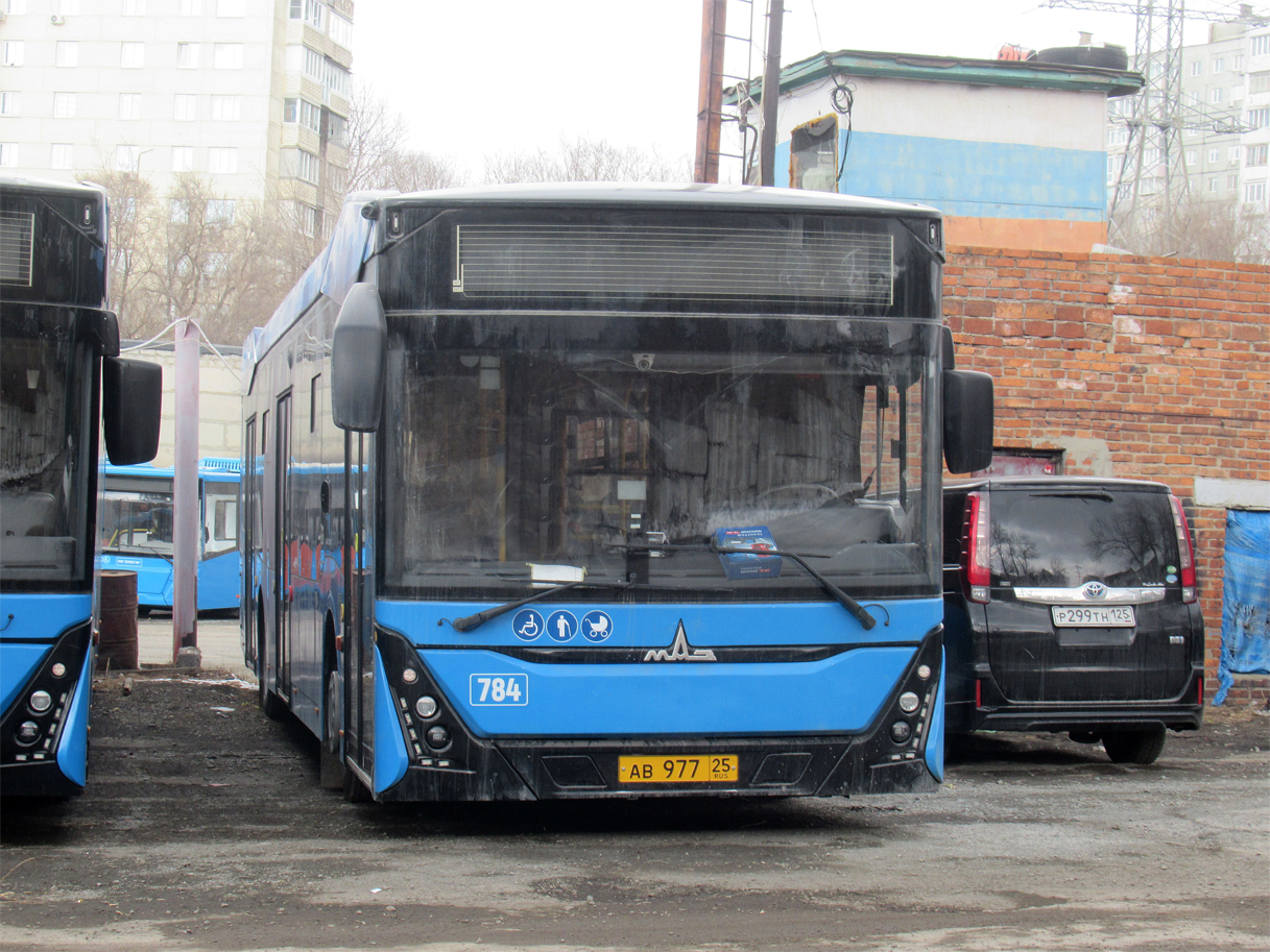 ав 977 25, MAZ 303 