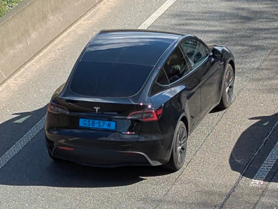 GSB-57-R, Tesla Model Y 1st gen (5YJY), 2020–2025