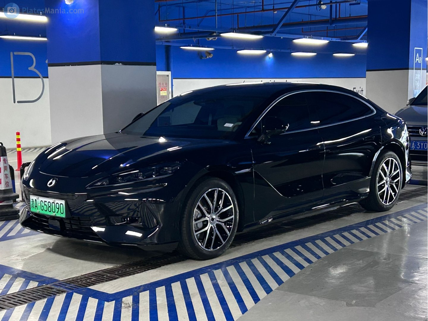 津A·G58090, Denza (Tengshi) Z9 1st gen Sedan PHEV, 2024–