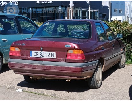 CR 8212 N, Ford Orion