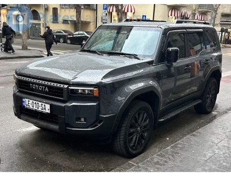 LE-010-SA, Toyota Land Cruiser Prado