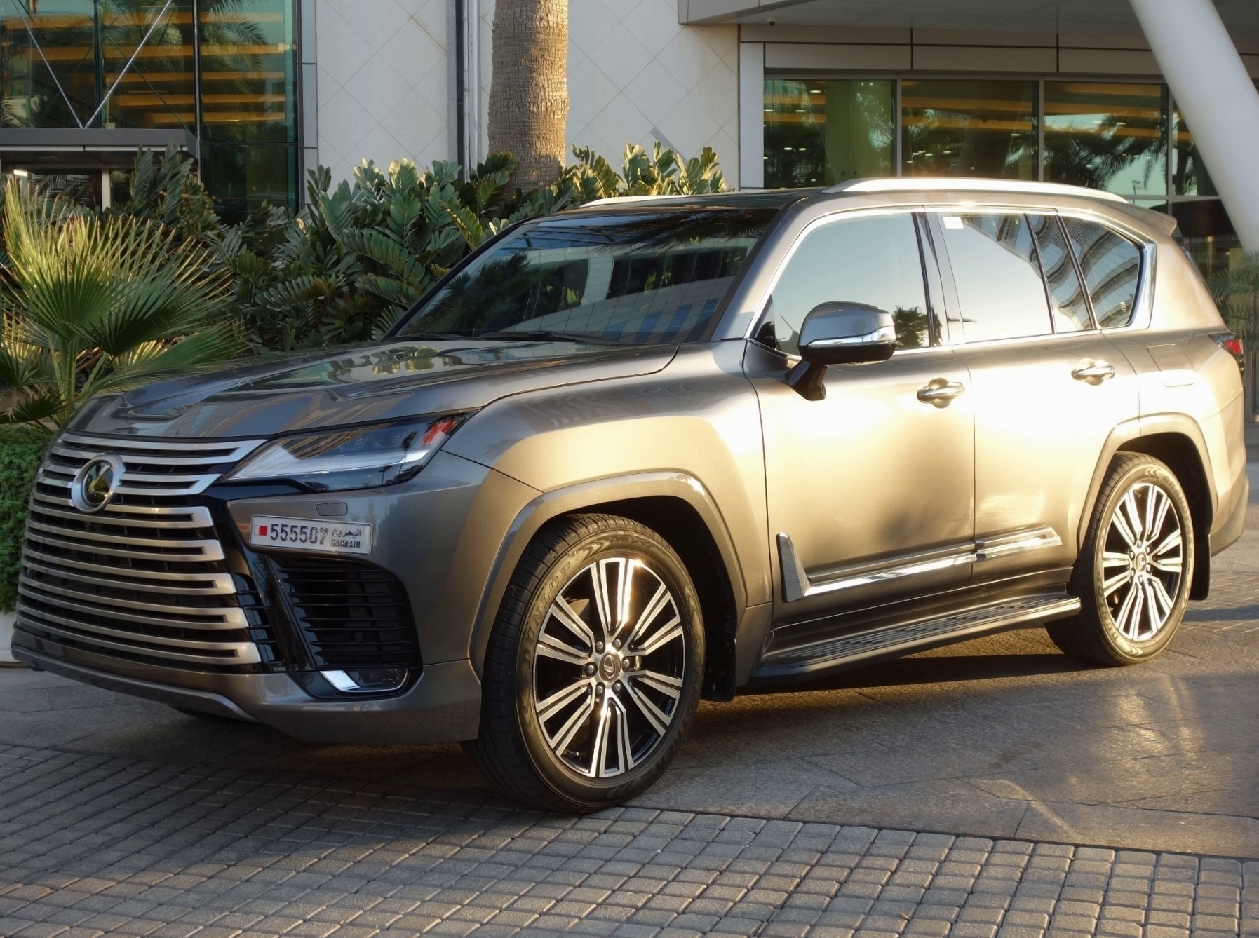 555507, Lexus LX 4th gen (J310), 2021–