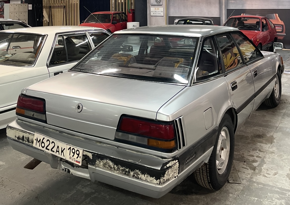 м 622 ак 199, Nissan Leopard 1st gen Hardtop Sedan (F30), 1980–1986