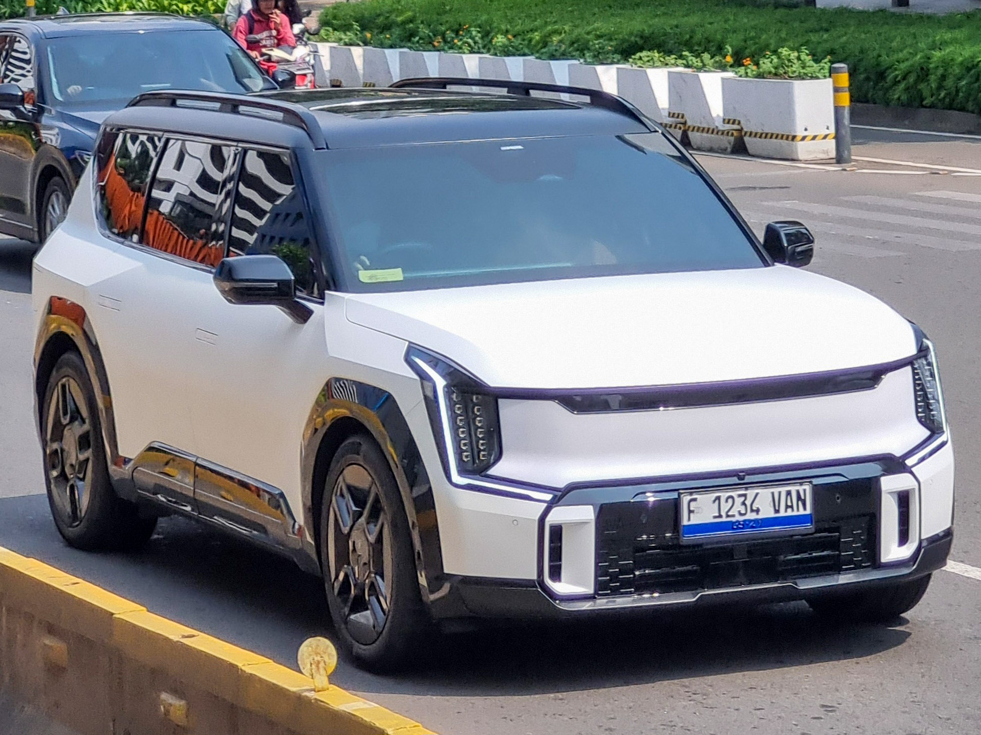 F 1234 VAN, Kia EV9 1st gen (MV1), 2023–