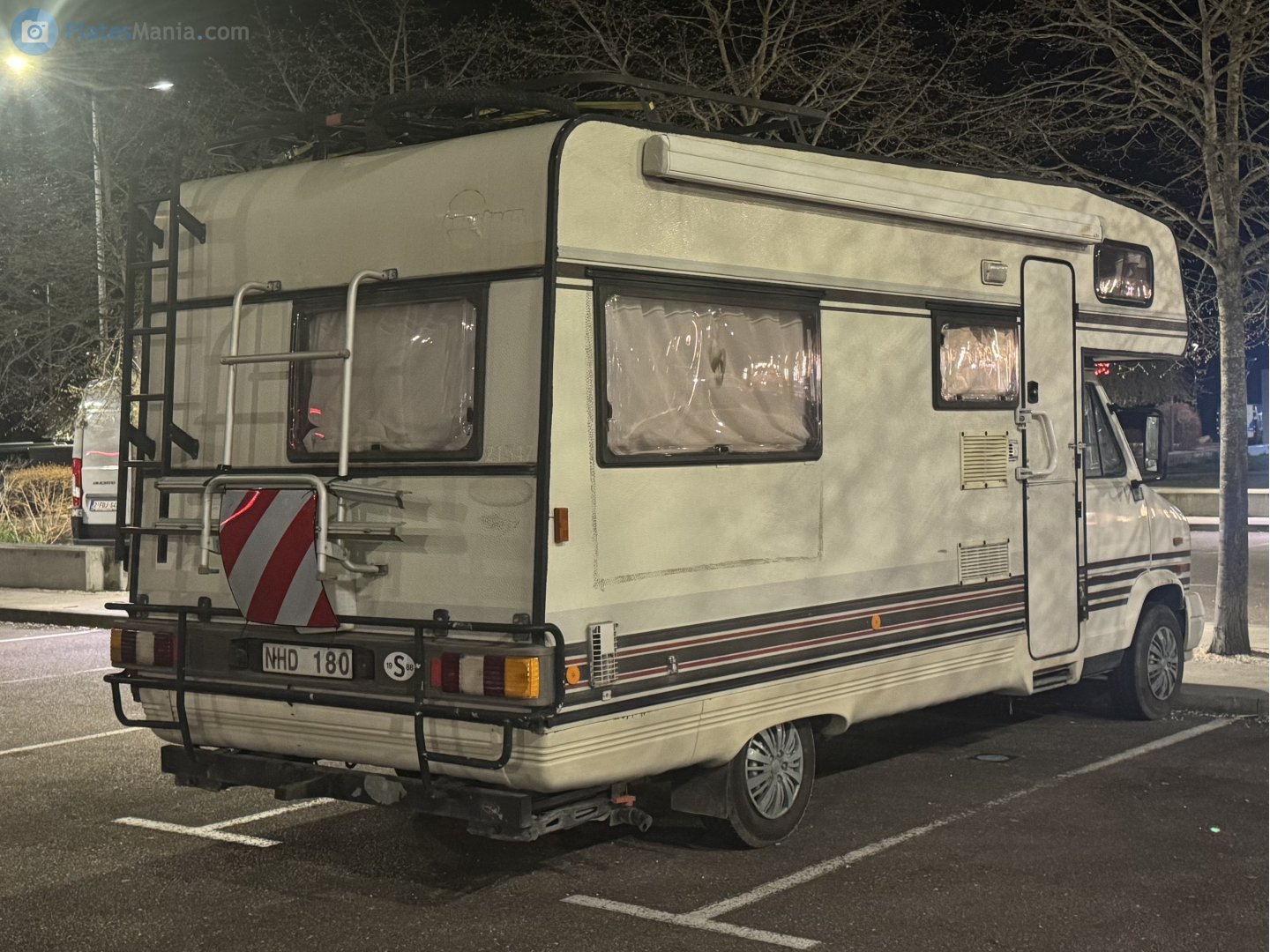 NHD 180, Bürstner A-Model 