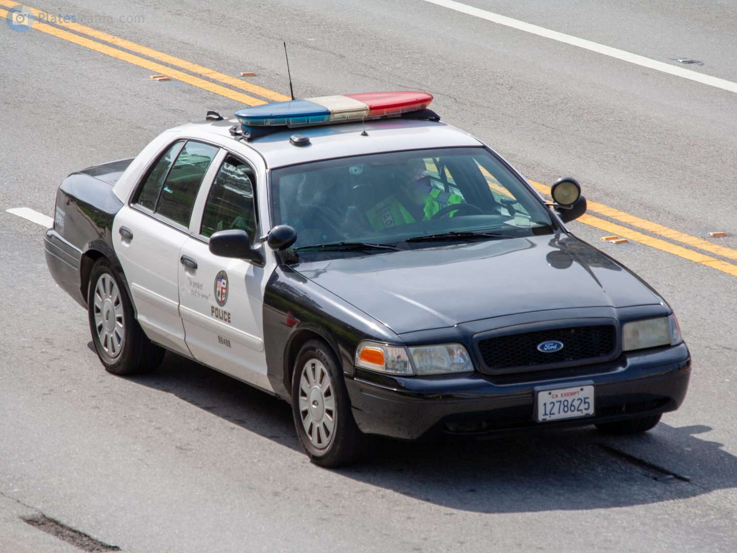 1278625, Ford Crown Victoria 2nd gen (EN114), 1997–2012