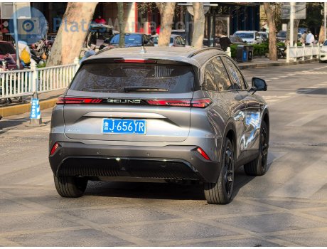 鲁J·656YR, BAIC Beijing Rubic′s Cube