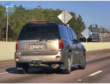 593 AVZ, GMC Envoy