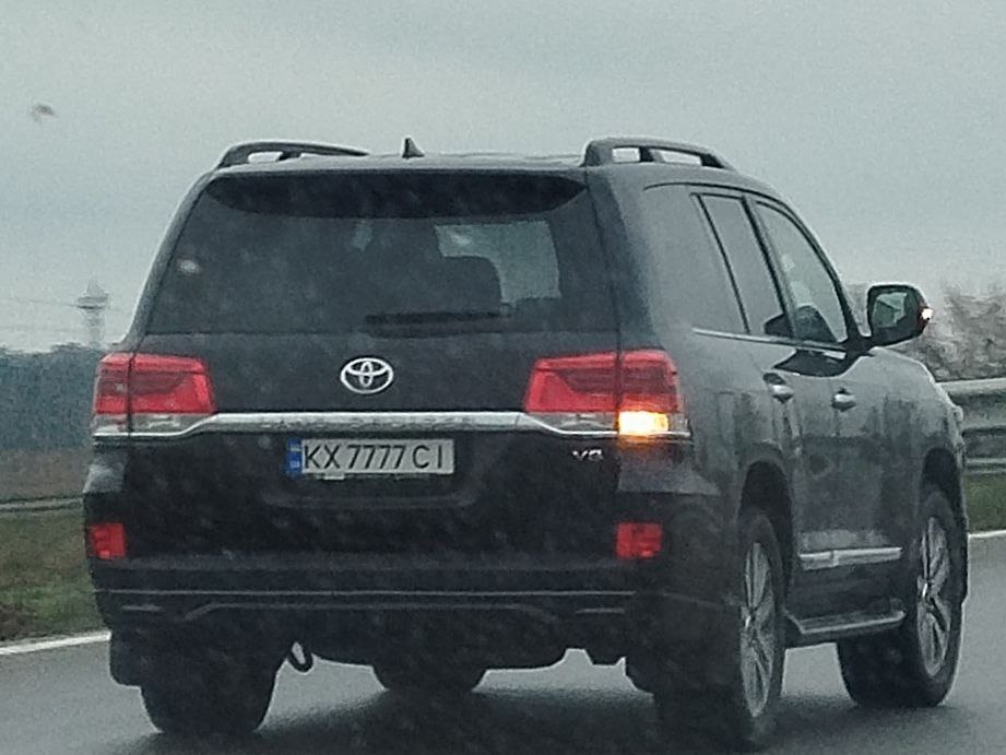 KX 7777 CI, Toyota Land Cruiser 200 (J200), 2nd facelift, 2015–2021